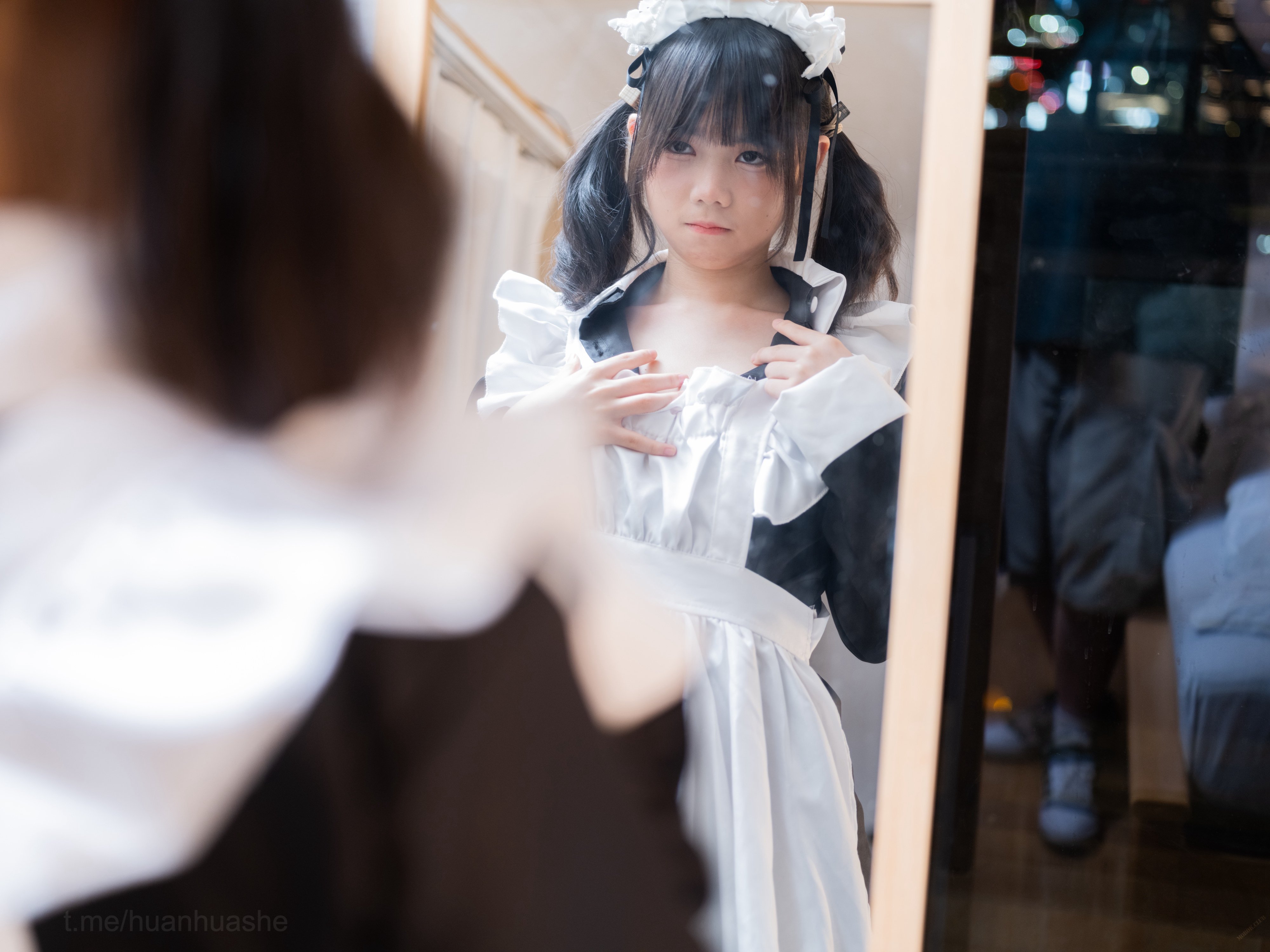 图片[1] - COS写真—网红少女-小鱼-性感清纯女仆诱惑，肛塞狐狸尾巴196P+1V - ACG play
