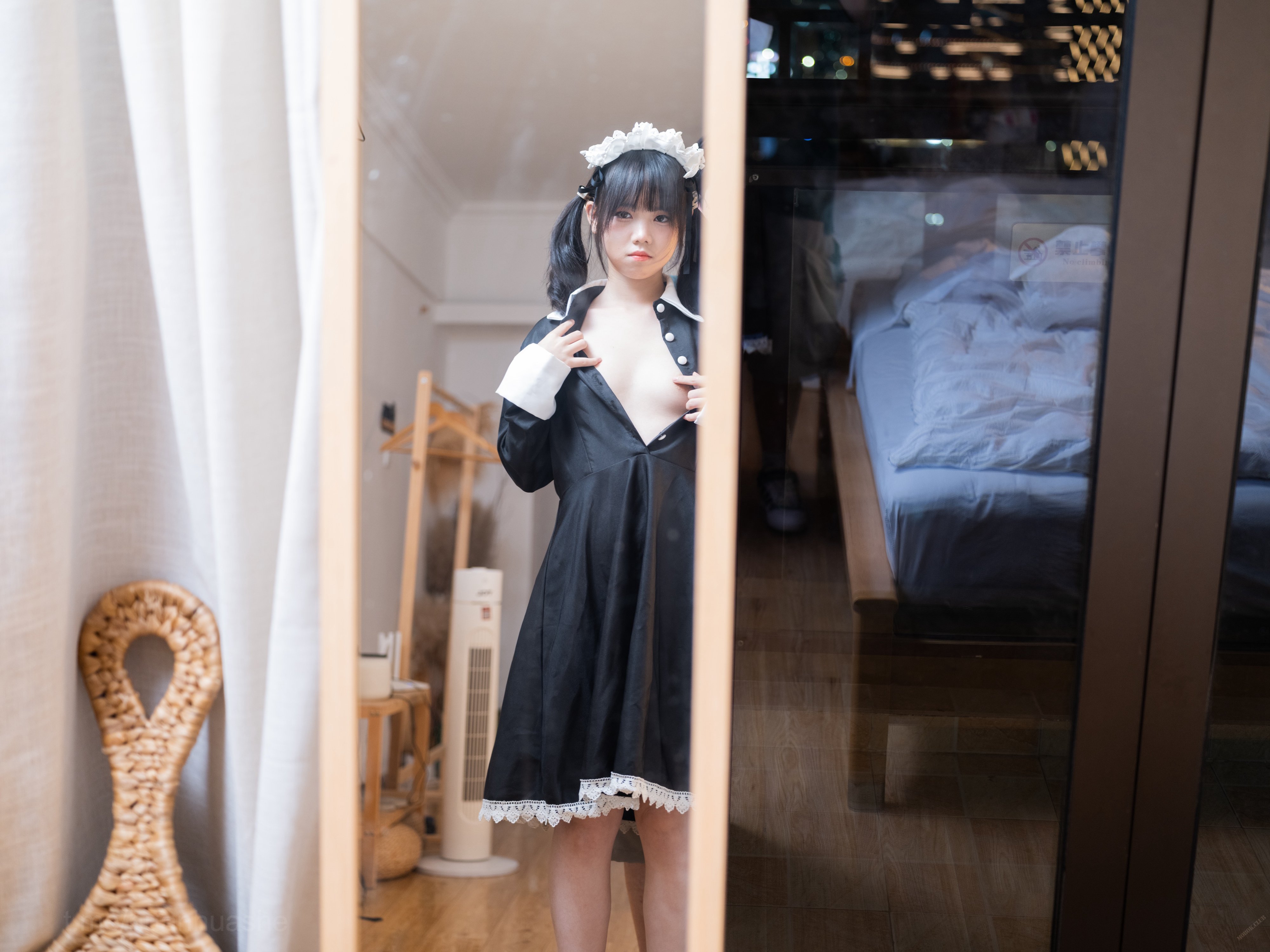 图片[2] - COS写真—网红少女-小鱼-性感清纯女仆诱惑，肛塞狐狸尾巴196P+1V - ACG play